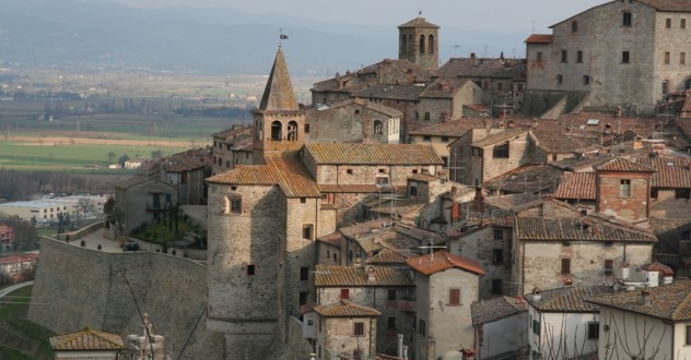 La Valtiberina Toscana: Sansepolcro, Anghiari, il rinascimento artistico e la tradizione toscana