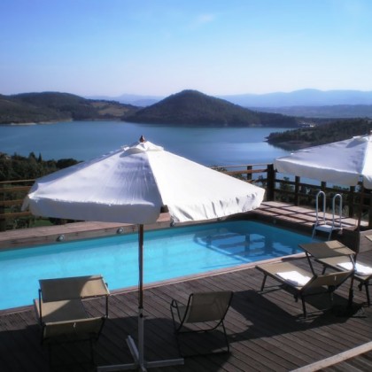 Agriturismo con piscina in Toscana, tra le verdi colline della Valtiberina